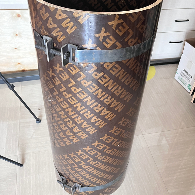 Панель опалубки колонны из круглого дерева D200 со стальной лентой