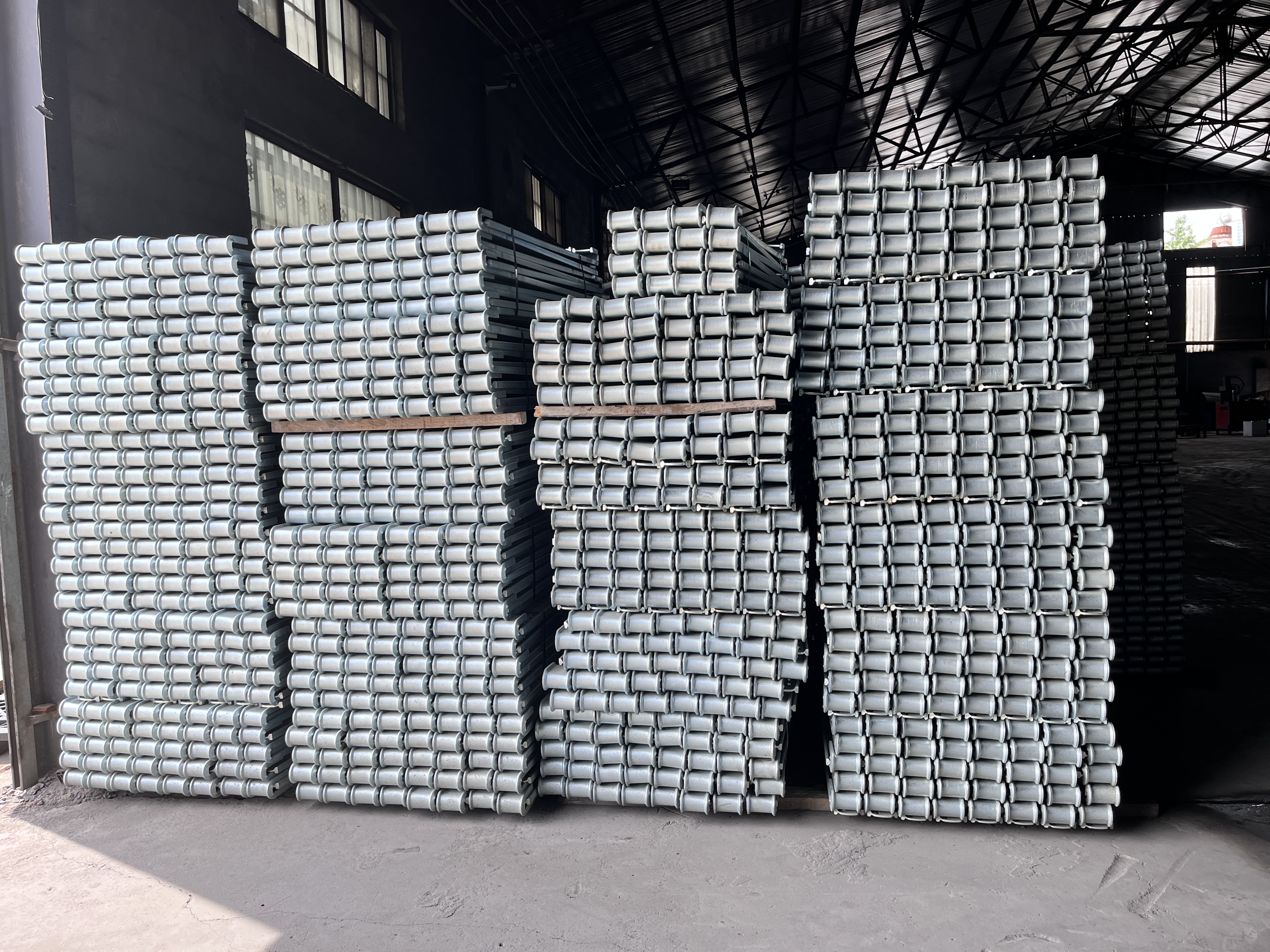 зажим колонны