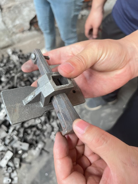 Фабрика Zeemo Литейная опалубка Ragid Wedge Spring Calmp