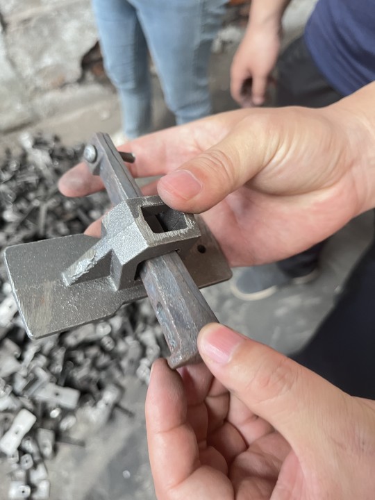 зажим для опалубки